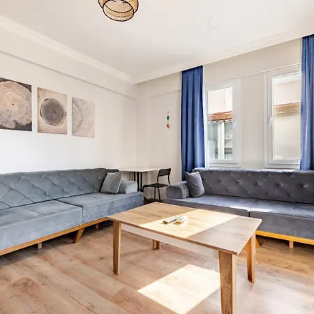 Nehir Apartment
